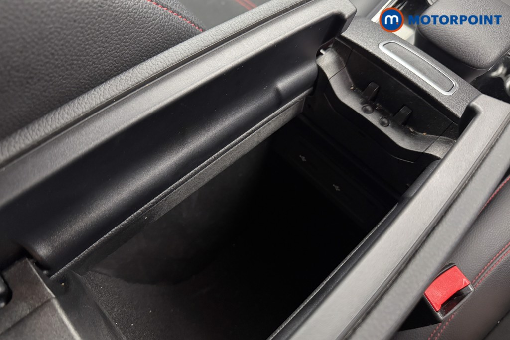 Mercedes-Benz GLA Amg Line Automatic Petrol SUV - Stock Number (1598919) - 18th supplementary image