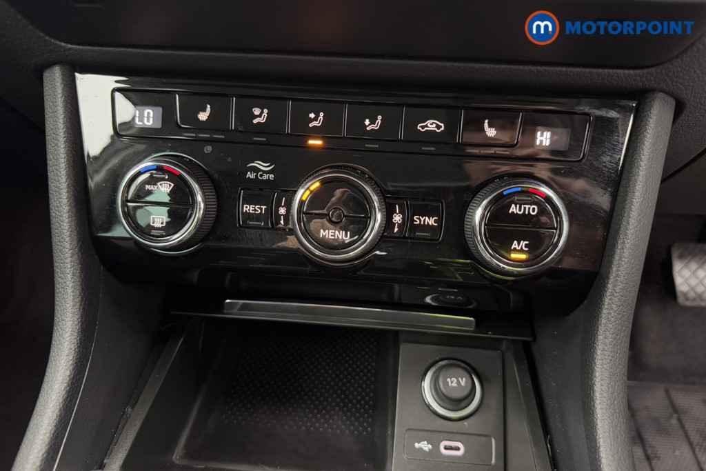 Skoda Superb Se L Automatic Petrol Hatchback - Stock Number (1599408) - 14th supplementary image