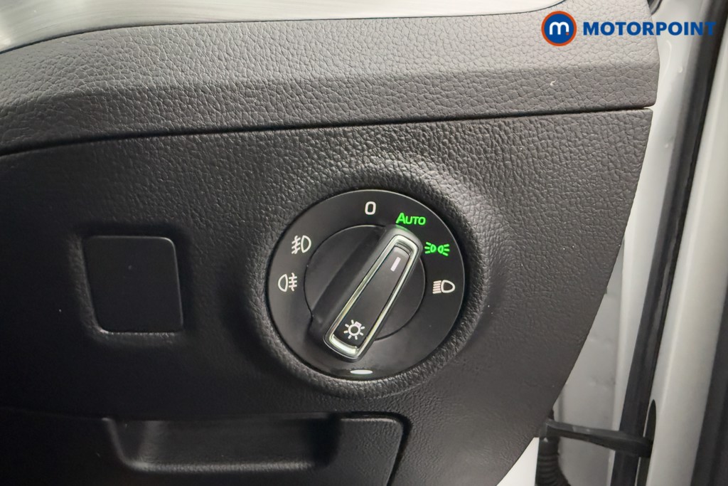 Skoda Superb Se L Automatic Petrol Hatchback - Stock Number (1599408) - 16th supplementary image
