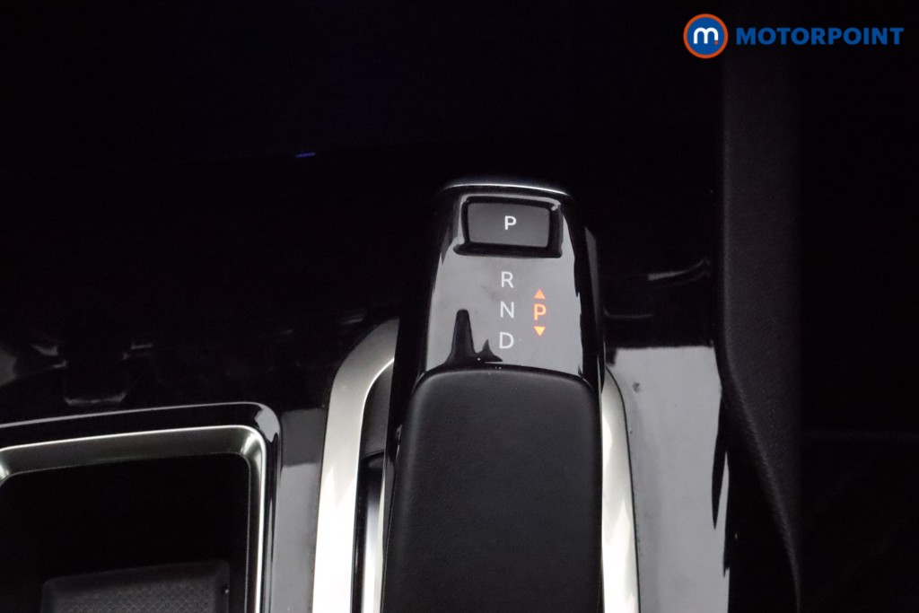 Peugeot 3008 Active Automatic Diesel SUV - Stock Number (1599456) - 8th supplementary image