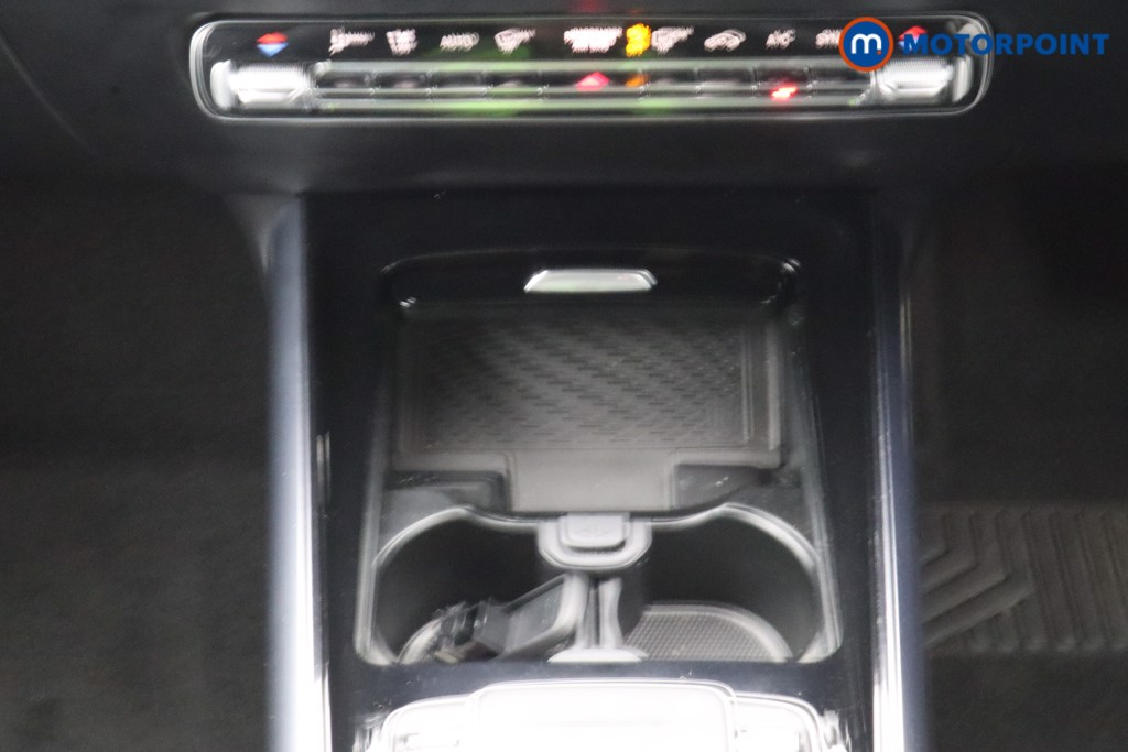 Mercedes-Benz GLA Amg Line Automatic Petrol SUV - Stock Number (1599538) - 7th supplementary image