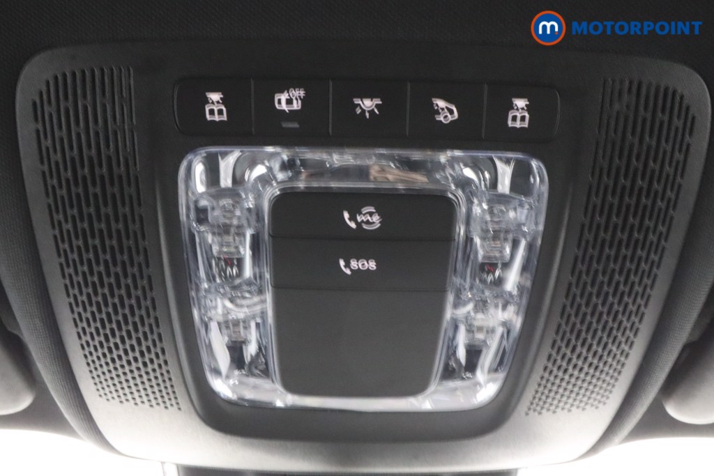 Mercedes-Benz GLA Amg Line Automatic Petrol SUV - Stock Number (1599538) - 9th supplementary image