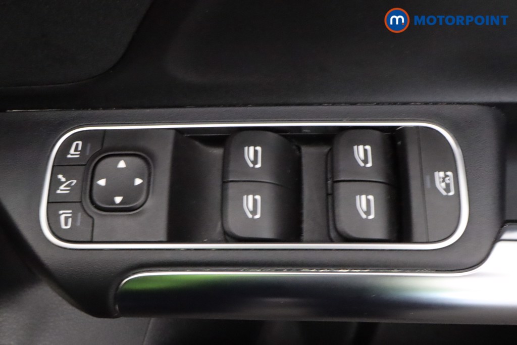 Mercedes-Benz GLA Amg Line Automatic Petrol SUV - Stock Number (1599538) - 13th supplementary image