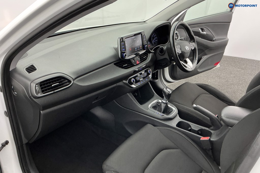 Hyundai I30 Se Nav Manual Petrol Hatchback - Stock Number (1599868) - 9th supplementary image