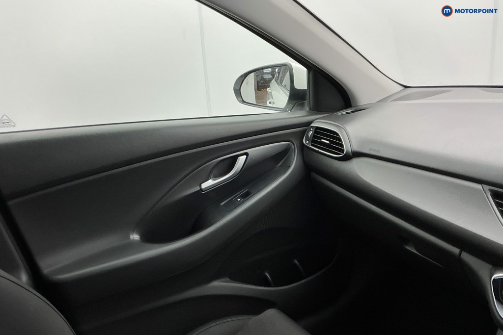 Hyundai I30 Se Nav Manual Petrol Hatchback - Stock Number (1599868) - 19th supplementary image