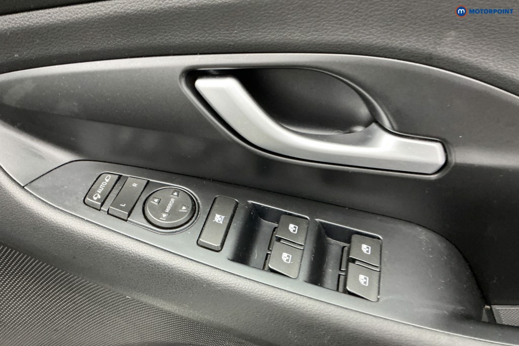 Hyundai I30 Se Nav Manual Petrol Hatchback - Stock Number (1599868) - 24th supplementary image