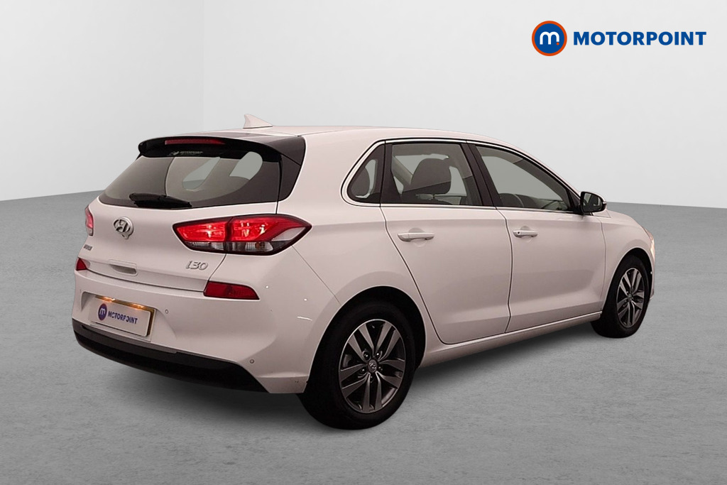 Hyundai I30 Se Nav Manual Petrol Hatchback - Stock Number (1599868) - Drivers side rear corner