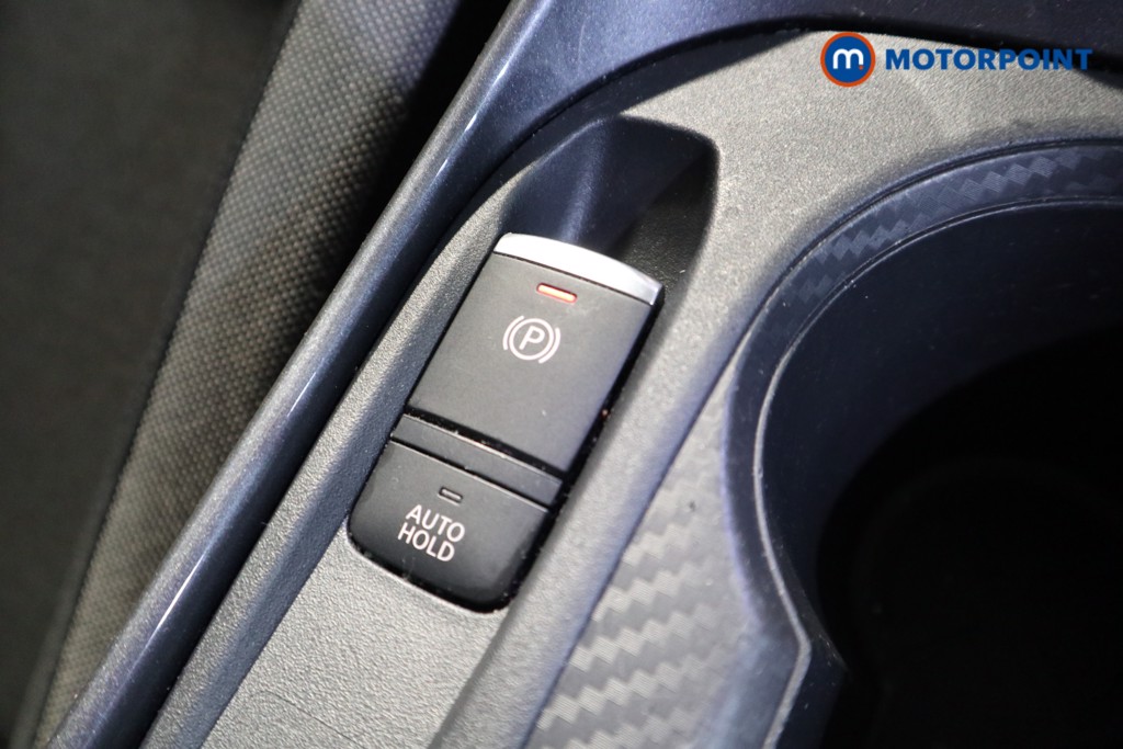 Nissan Juke N-Connecta Automatic Petrol SUV - Stock Number (1599991) - 10th supplementary image