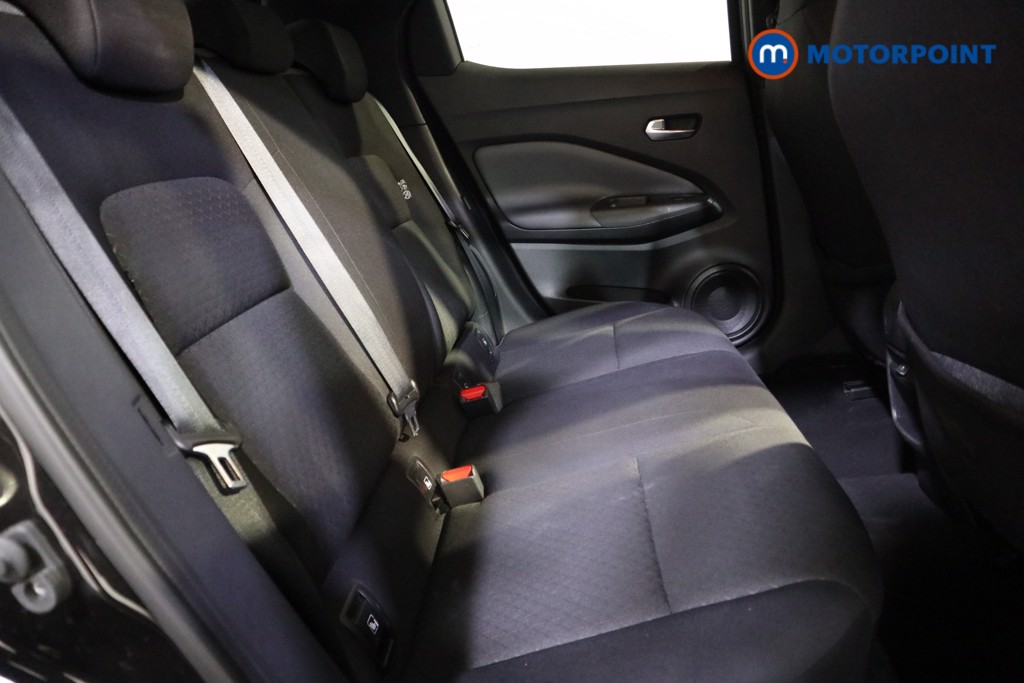 Nissan Juke N-Connecta Automatic Petrol SUV - Stock Number (1599991) - 14th supplementary image