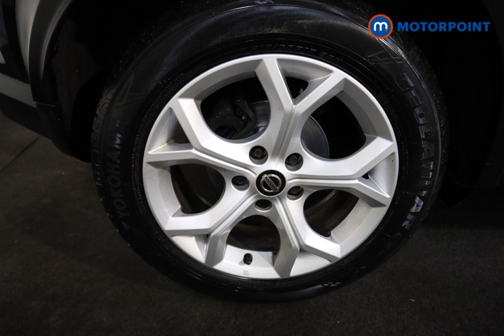 Nissan Juke N-Connecta Automatic Petrol SUV - Stock Number (1599991) - 18th supplementary image