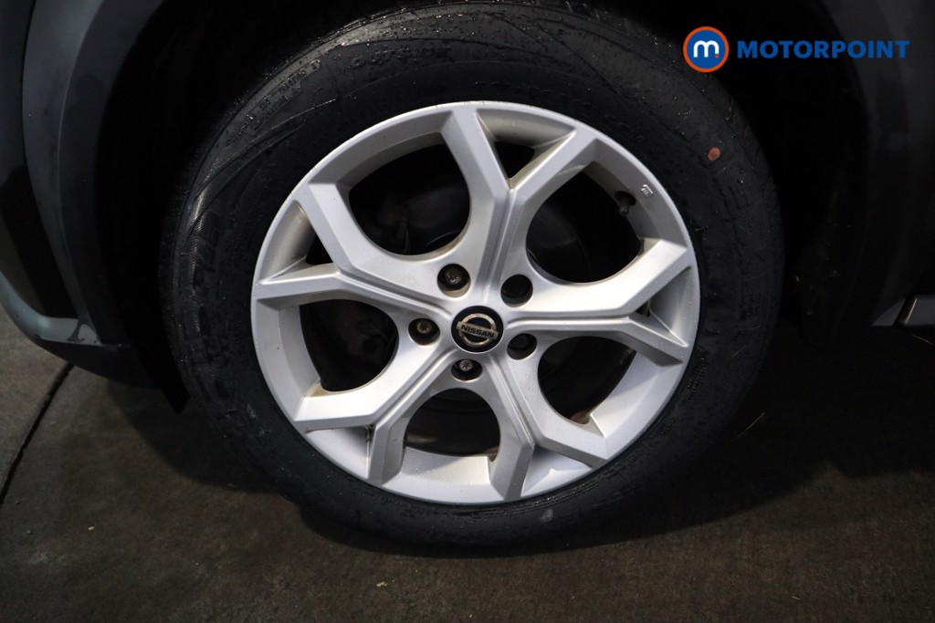 Nissan Juke N-Connecta Automatic Petrol SUV - Stock Number (1599991) - 20th supplementary image