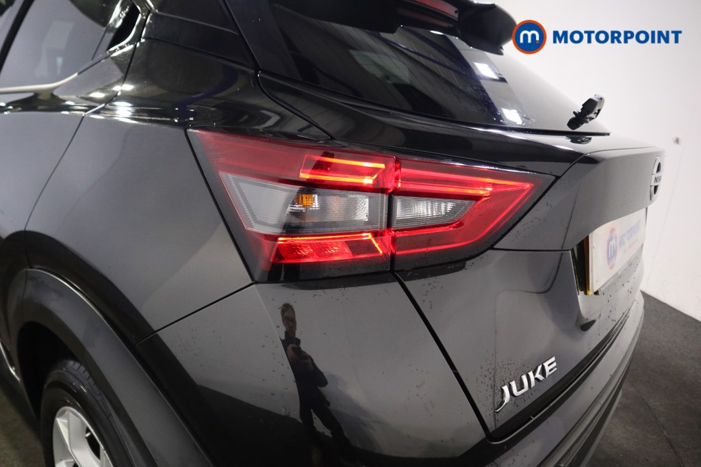 Nissan Juke N-Connecta Automatic Petrol SUV - Stock Number (1599991) - 24th supplementary image