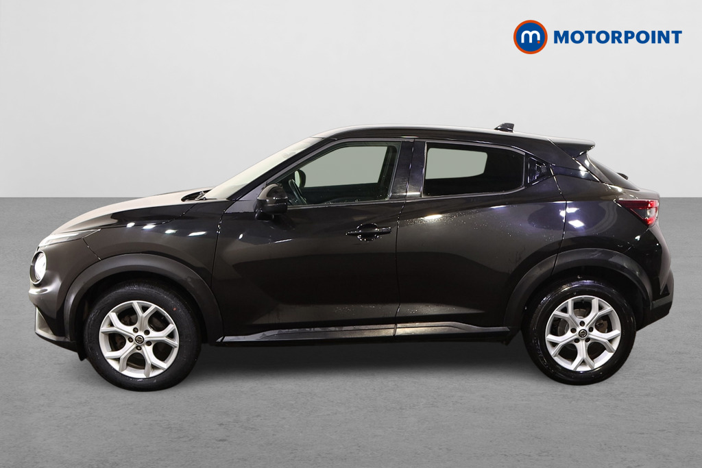 Nissan Juke N-Connecta Automatic Petrol SUV - Stock Number (1599991) - Passenger side