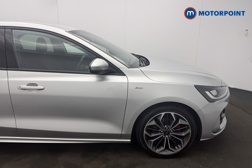 Ford Focus St-Line X Manual Petrol Hatchback - Stock Number (1600420) - 9th supplementary image