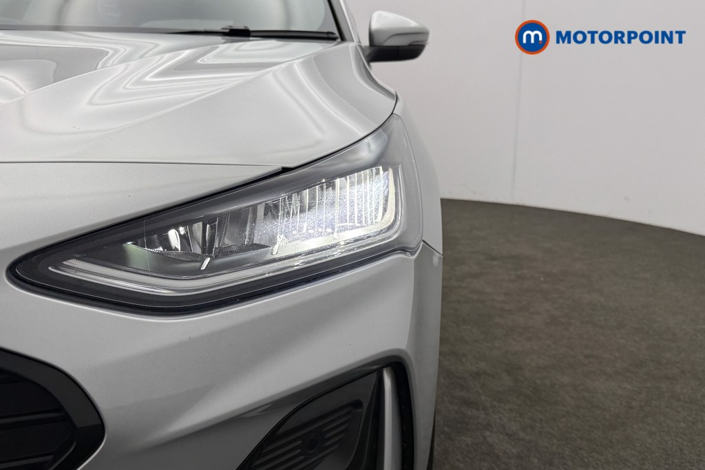 Ford Focus St-Line X Manual Petrol Hatchback - Stock Number (1600420) - 41st supplementary image