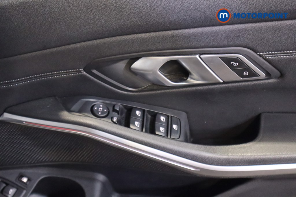 BMW 3 Series M Sport Automatic Petrol Plug-In Hybrid Estate - Stock Number (1600484) - 11th supplementary image