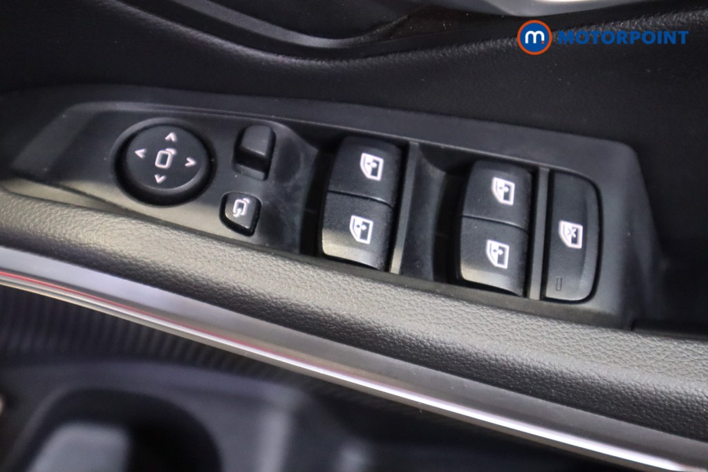 BMW 3 Series M Sport Automatic Petrol Plug-In Hybrid Estate - Stock Number (1600484) - 12th supplementary image