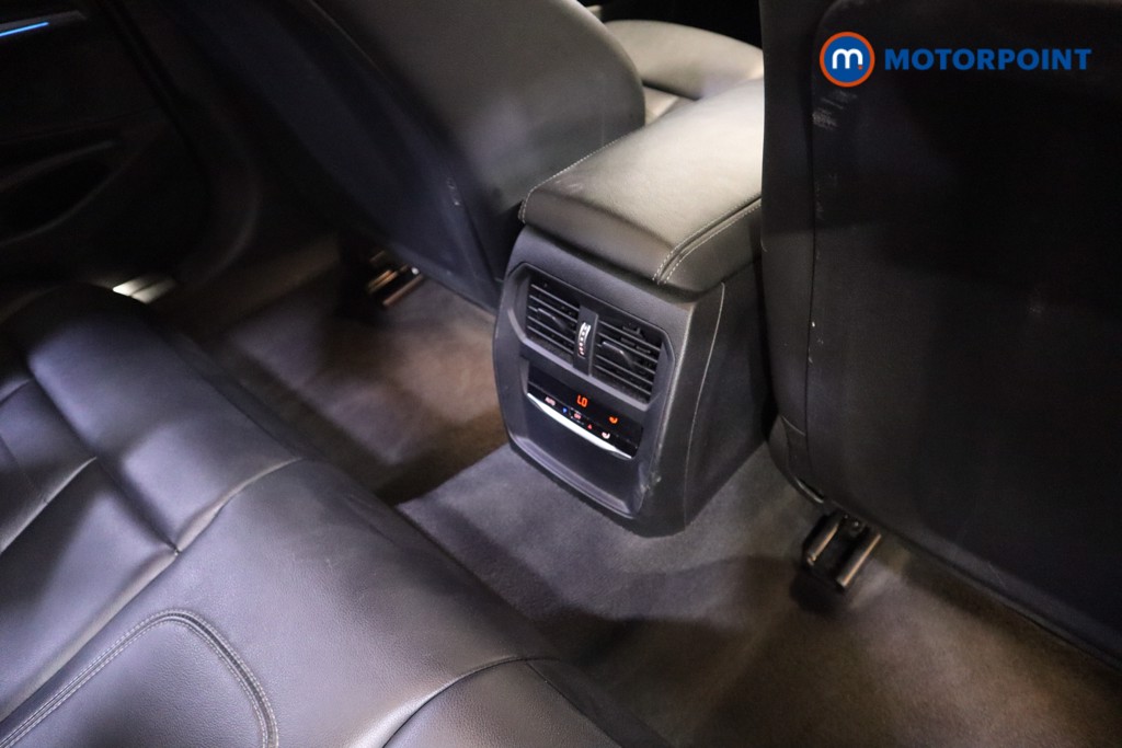 BMW 3 Series M Sport Automatic Petrol Plug-In Hybrid Estate - Stock Number (1600484) - 20th supplementary image