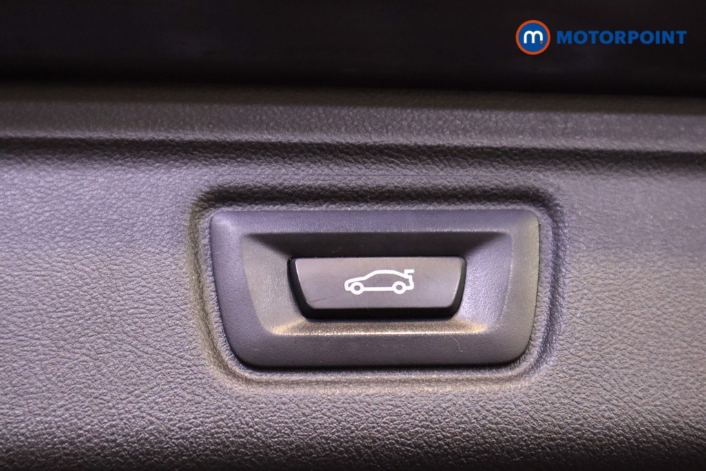 BMW 3 Series M Sport Automatic Petrol Plug-In Hybrid Estate - Stock Number (1600484) - 22nd supplementary image