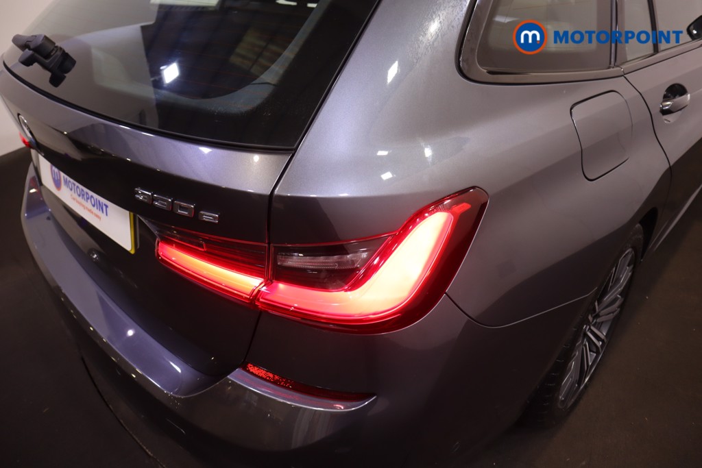 BMW 3 Series M Sport Automatic Petrol Plug-In Hybrid Estate - Stock Number (1600484) - 28th supplementary image