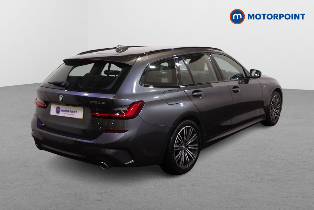 BMW 3 Series M Sport Automatic Petrol Plug-In Hybrid Estate - Stock Number (1600484) - Drivers side rear corner