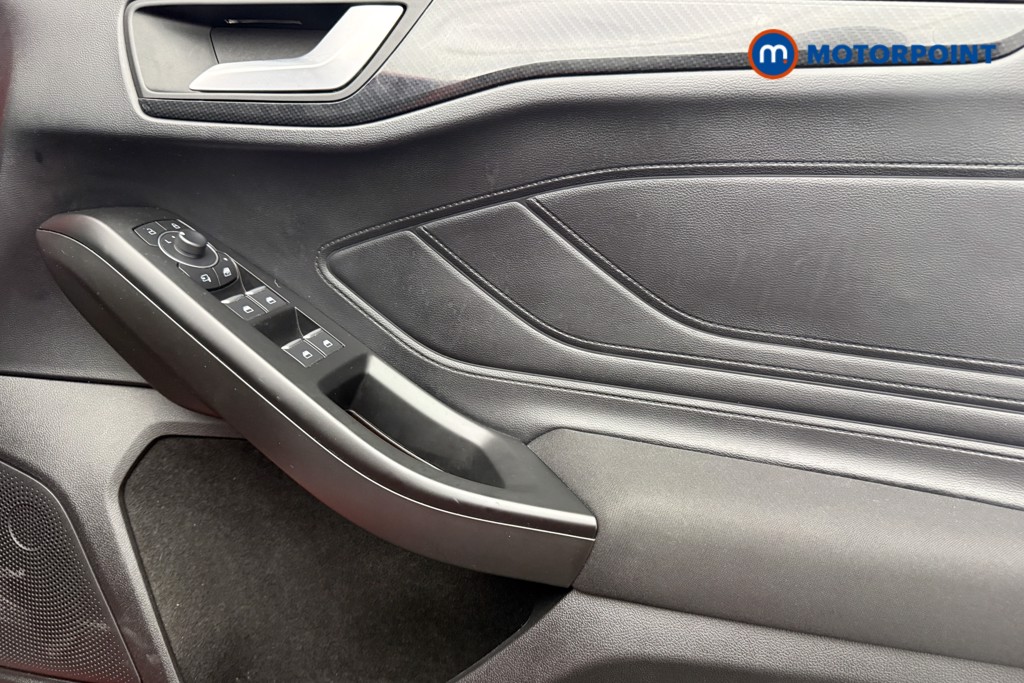 Ford Focus St-Line X Automatic Petrol Hatchback - Stock Number (1600558) - 19th supplementary image