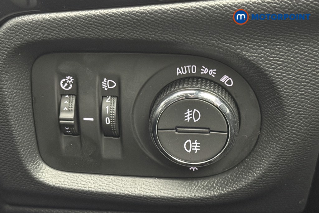 Vauxhall Corsa GS Manual Petrol Hatchback - Stock Number (1600795) - 32nd supplementary image