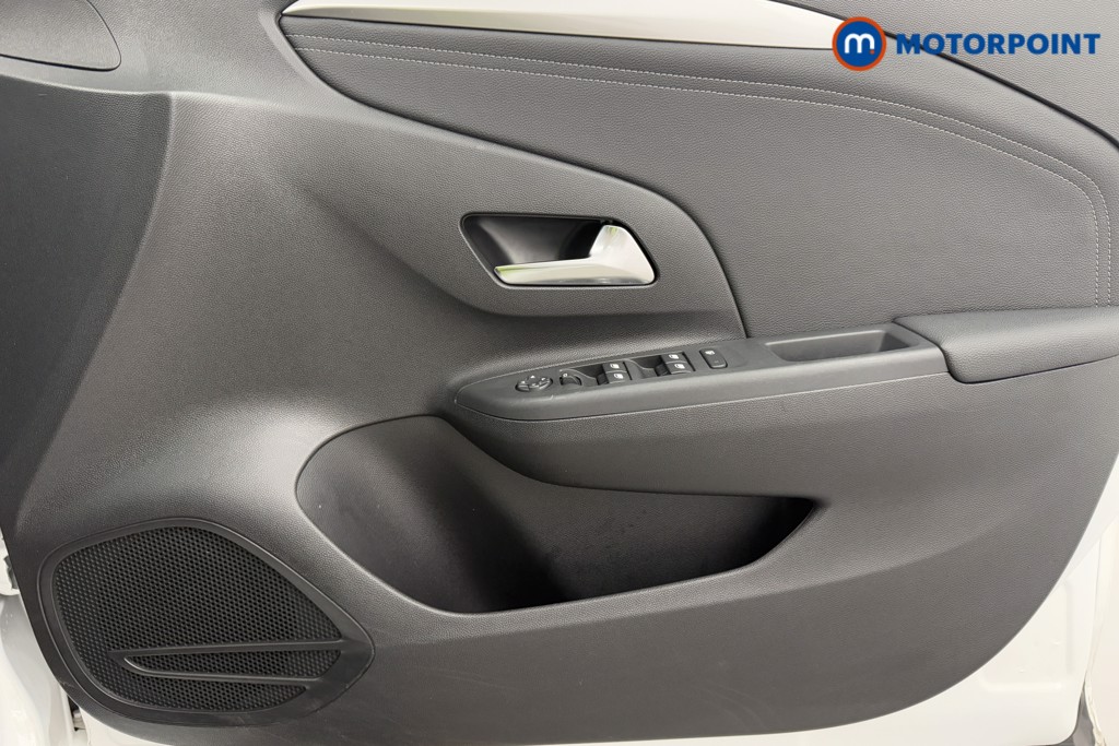 Vauxhall Corsa GS Manual Petrol Hatchback - Stock Number (1600843) - 14th supplementary image