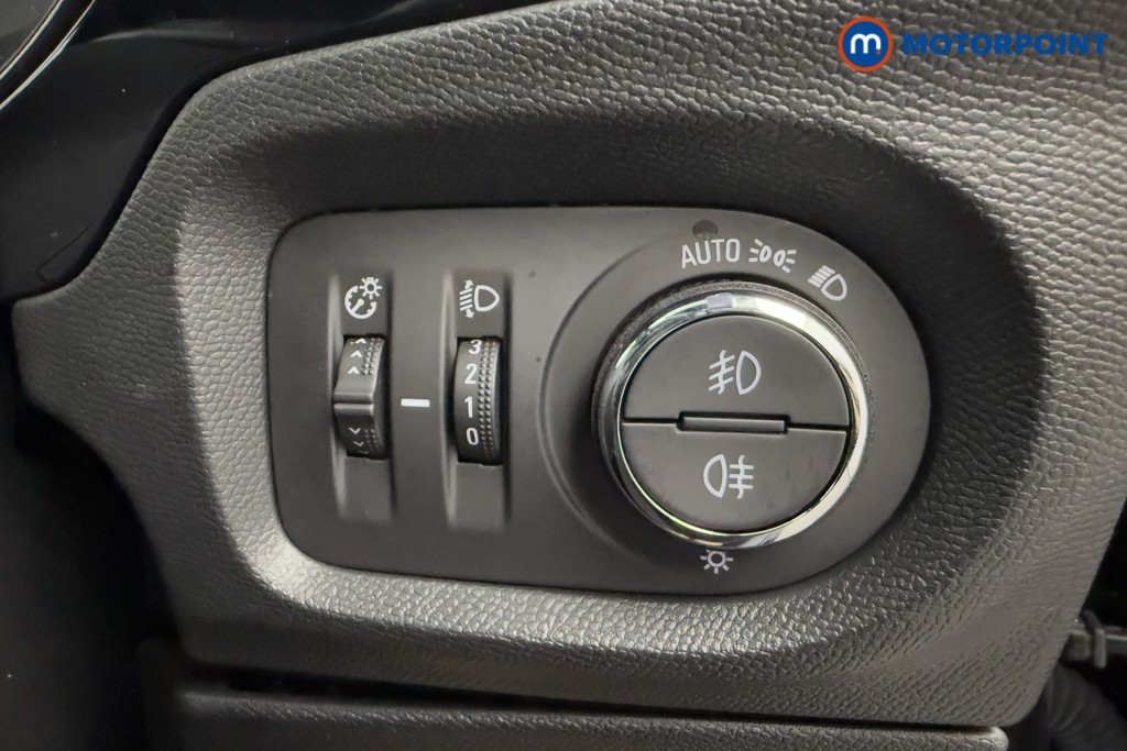 Vauxhall Corsa GS Manual Petrol Hatchback - Stock Number (1600865) - 11th supplementary image