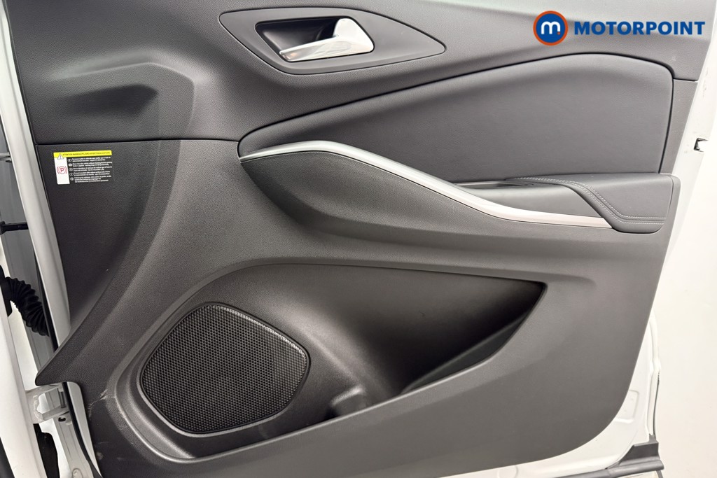 Vauxhall Grandland Ultimate Automatic Petrol SUV - Stock Number (1601066) - 16th supplementary image