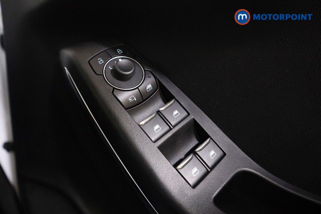 Ford Puma St-Line Vignale Automatic Petrol SUV - Stock Number (1601128) - 12th supplementary image