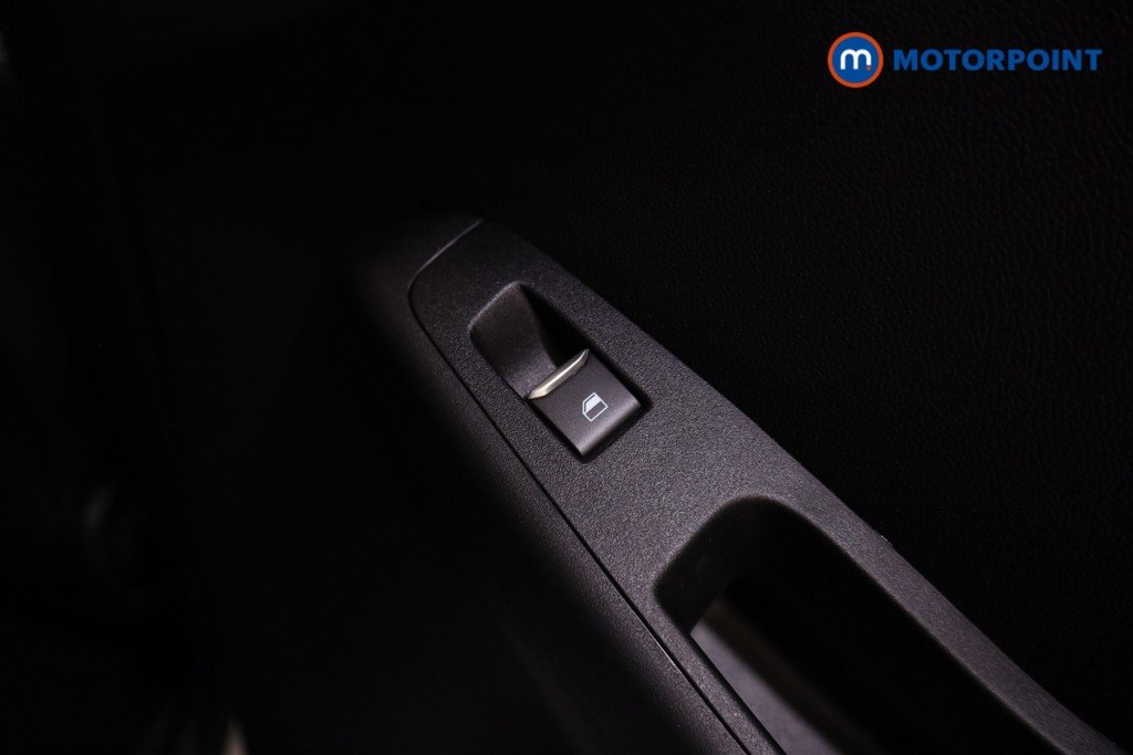 Ford Puma St-Line Vignale Automatic Petrol SUV - Stock Number (1601128) - 17th supplementary image