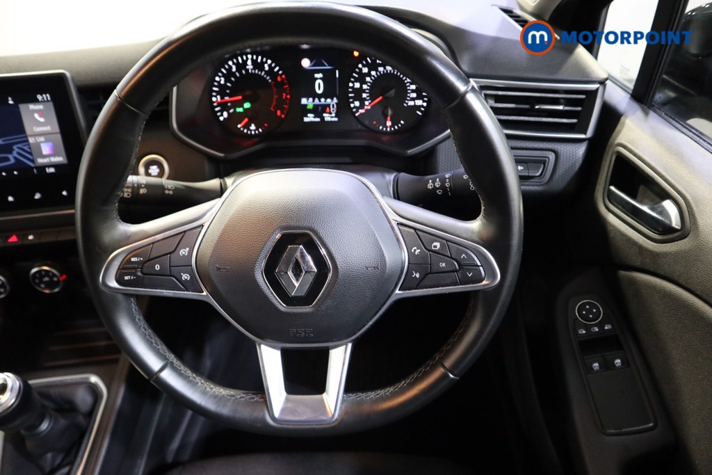 Renault Clio Iconic Manual Petrol Hatchback - Stock Number (1601427) - 2nd supplementary image