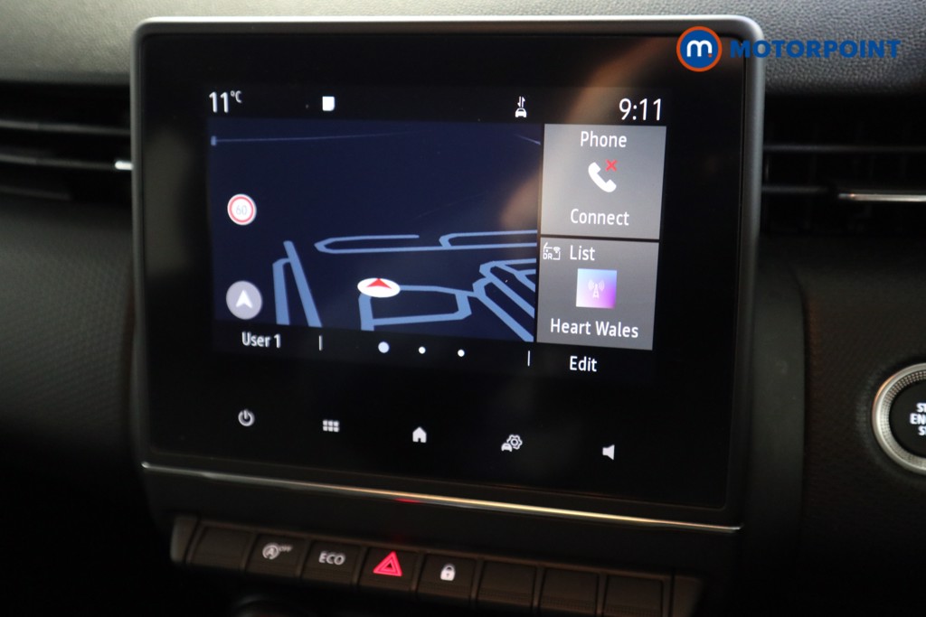 Renault Clio Iconic Manual Petrol Hatchback - Stock Number (1601427) - 7th supplementary image