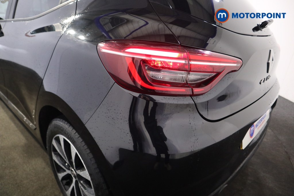 Renault Clio Iconic Manual Petrol Hatchback - Stock Number (1601427) - 24th supplementary image