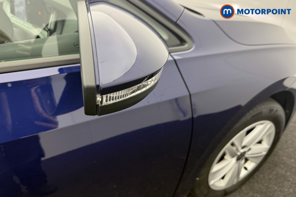 Volkswagen Golf Life Manual Petrol Hatchback - Stock Number (1601601) - 18th supplementary image