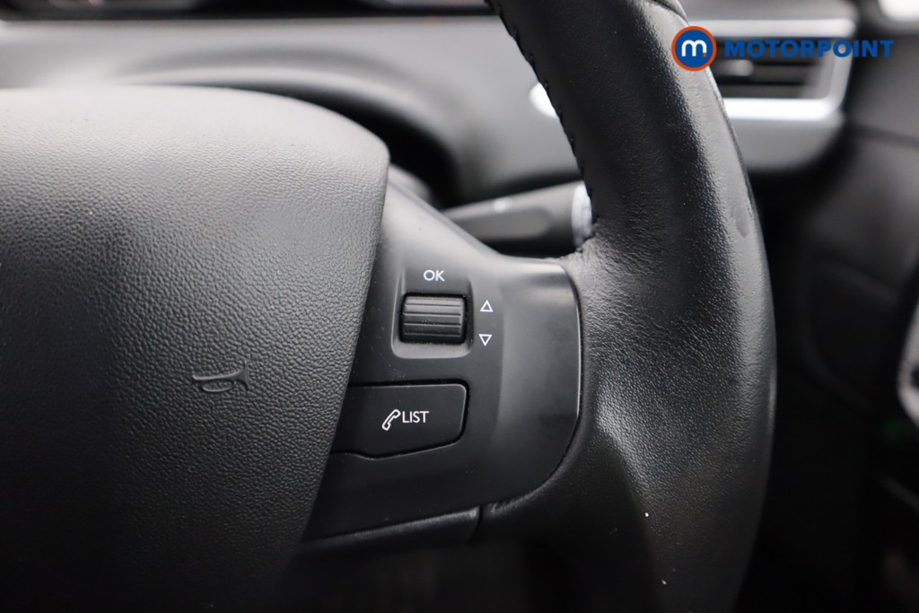 Peugeot 208 Signature Manual Petrol Hatchback - Stock Number (1601608) - 5th supplementary image