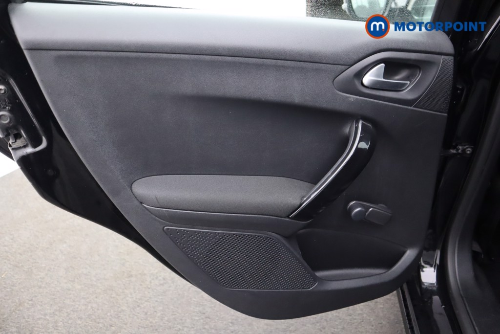 Peugeot 208 Signature Manual Petrol Hatchback - Stock Number (1601608) - 29th supplementary image