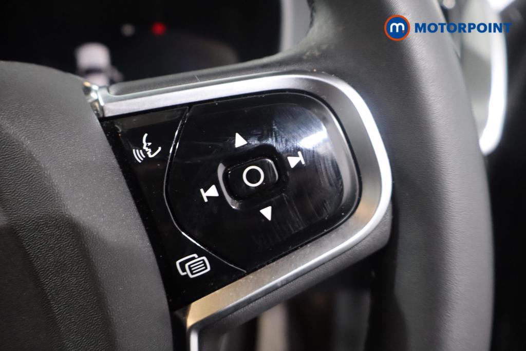 Volvo Xc60 Plus Black Edition Automatic Petrol SUV - Stock Number (1602112) - 13th supplementary image