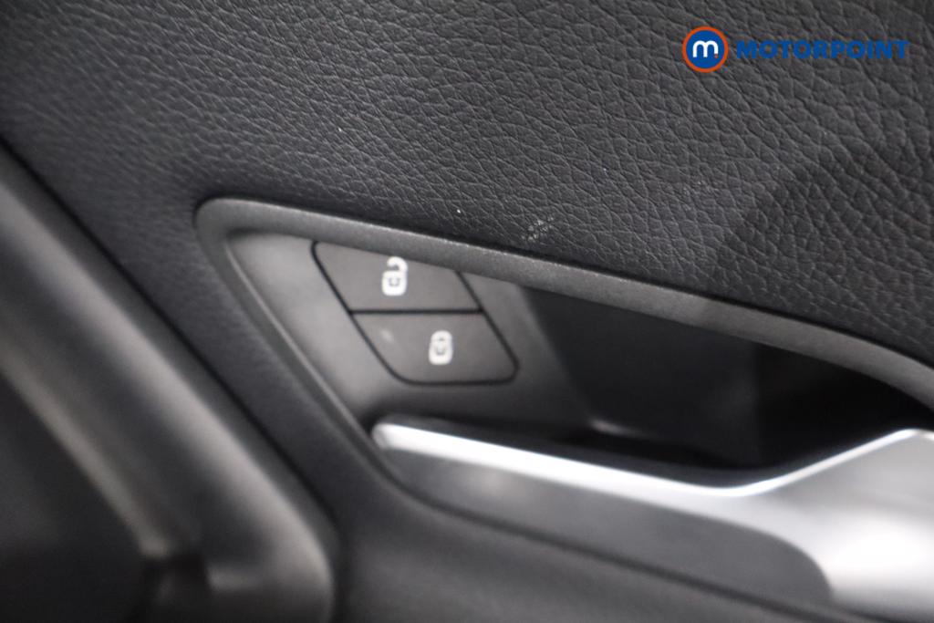 Mercedes-Benz A Class SE Automatic Petrol Hatchback - Stock Number (1602114) - 9th supplementary image