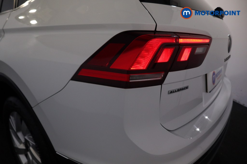 Volkswagen Tiguan Allspace Life Manual Petrol SUV - Stock Number (1602137) - 29th supplementary image