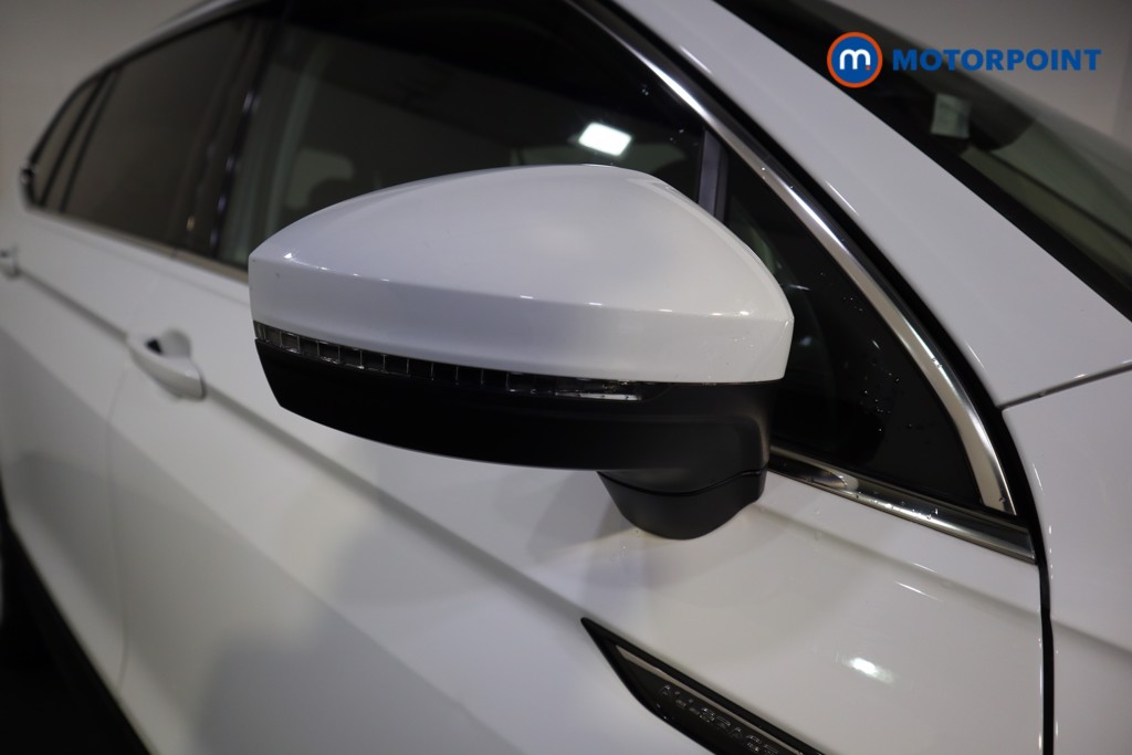 Volkswagen Tiguan Allspace Life Manual Petrol SUV - Stock Number (1602137) - 33rd supplementary image