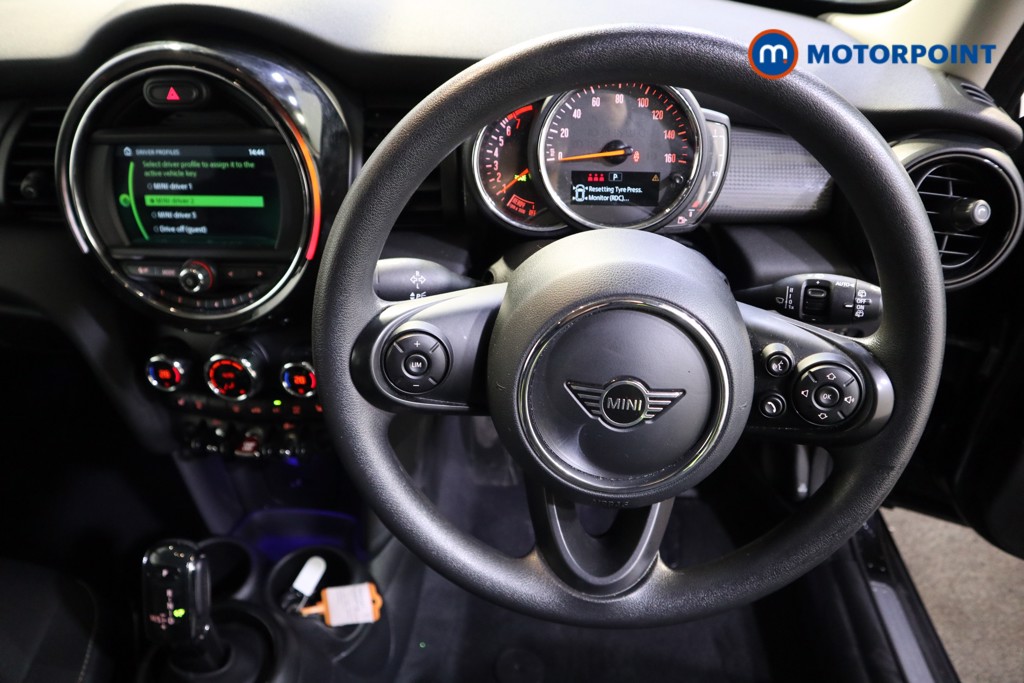 Mini Hatchback Cooper Classic Automatic Petrol Hatchback - Stock Number (1602347) - 3rd supplementary image