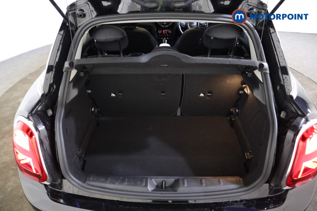 Mini Hatchback Cooper Classic Automatic Petrol Hatchback - Stock Number (1602347) - 12th supplementary image