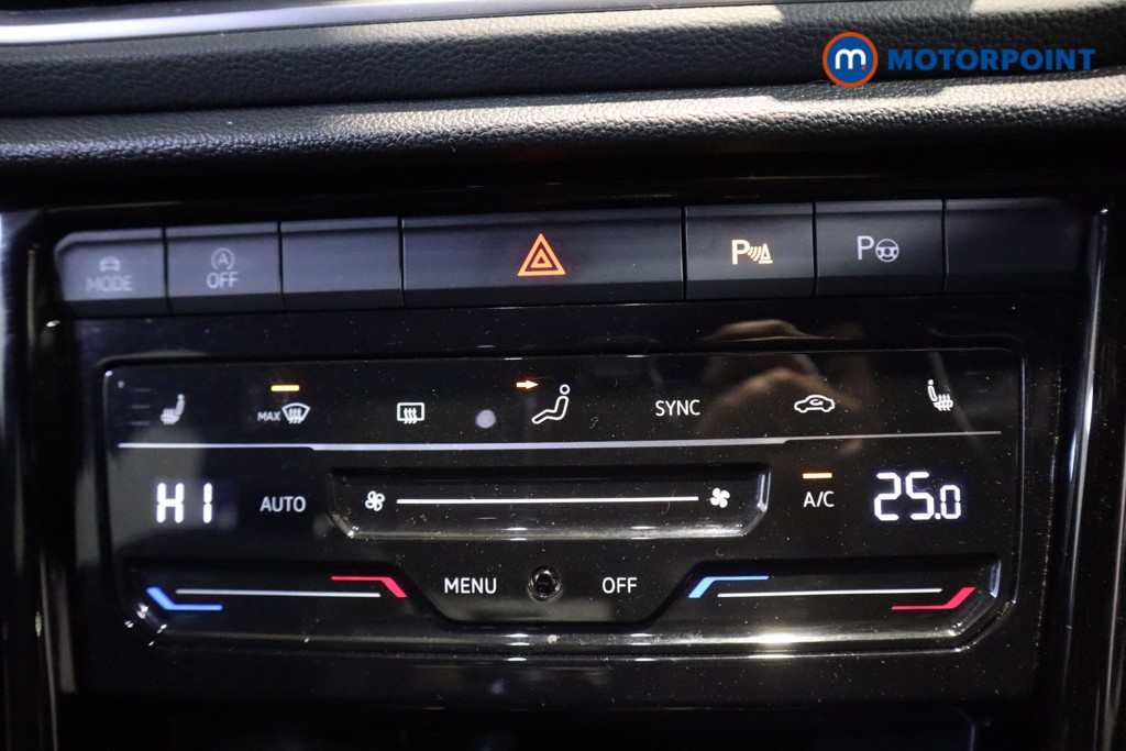 Volkswagen T-Roc R-Line Manual Diesel SUV - Stock Number (1602861) - 6th supplementary image