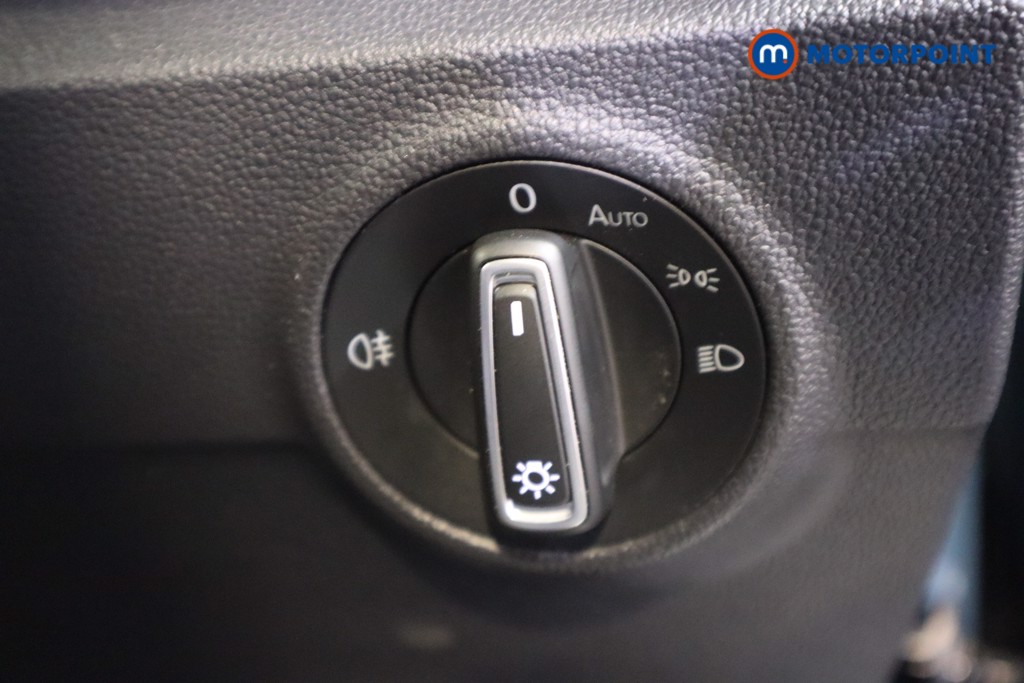 Volkswagen T-Roc R-Line Manual Diesel SUV - Stock Number (1602861) - 13th supplementary image