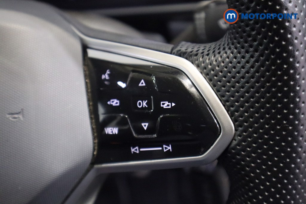 Volkswagen T-Roc R-Line Manual Diesel SUV - Stock Number (1602861) - 14th supplementary image