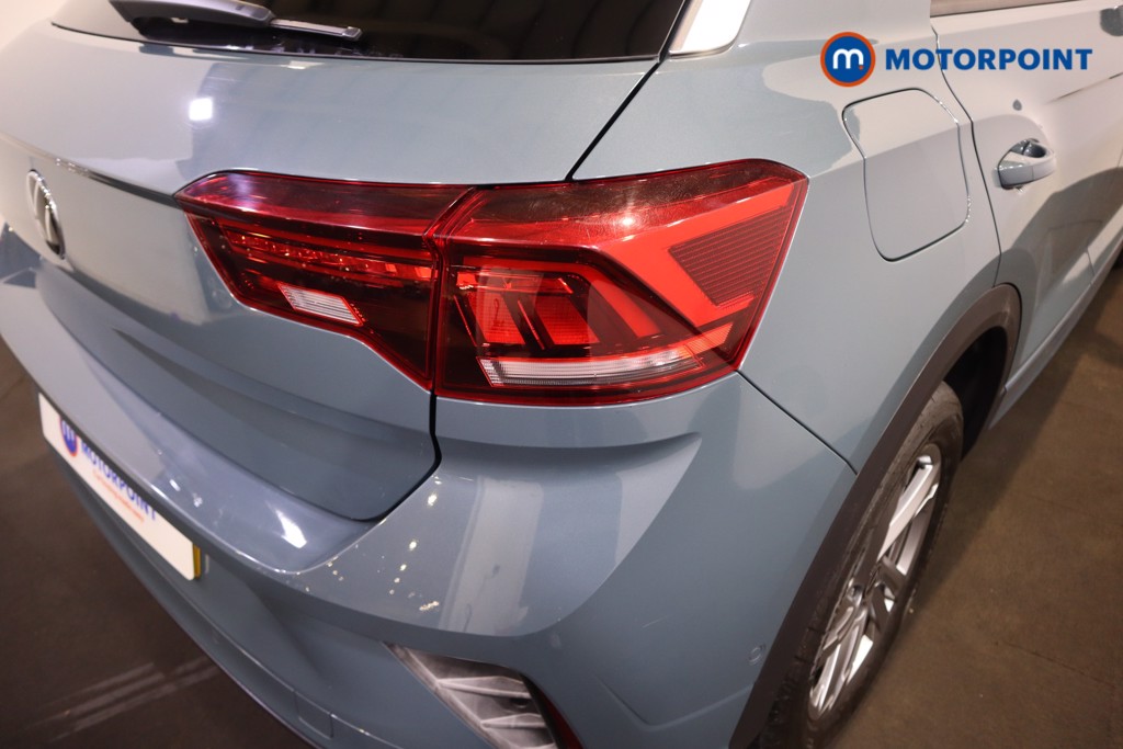 Volkswagen T-Roc R-Line Manual Diesel SUV - Stock Number (1602861) - 28th supplementary image