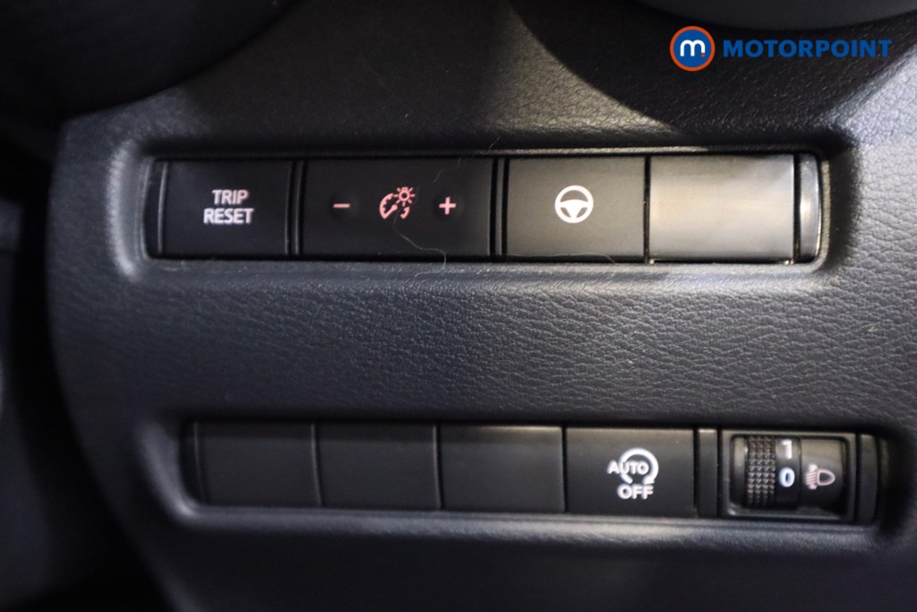 Nissan Juke Tekna Manual Petrol SUV - Stock Number (1602940) - 13th supplementary image