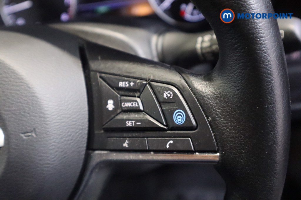 Nissan Juke Tekna Manual Petrol SUV - Stock Number (1602940) - 14th supplementary image